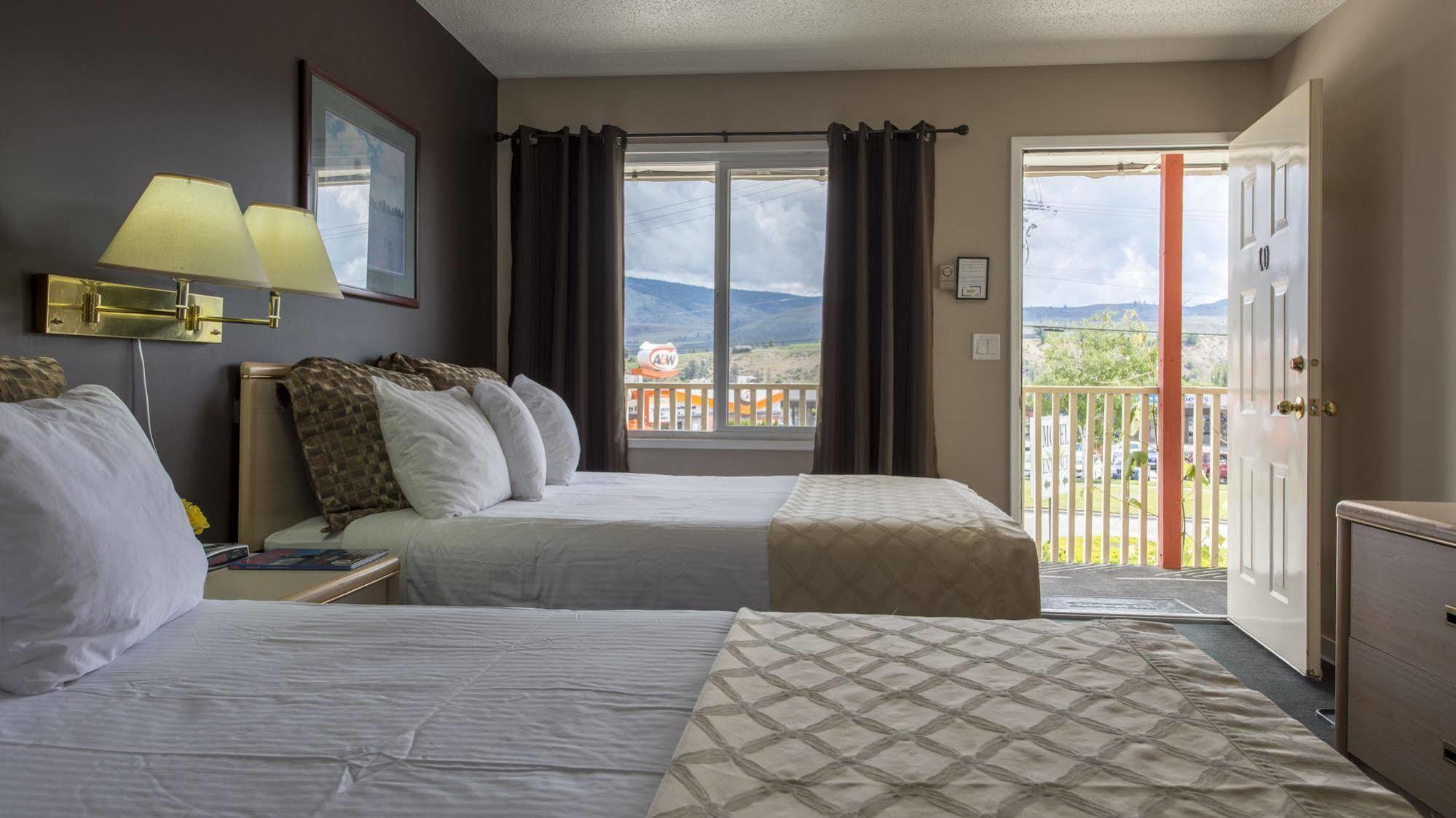 Maple Leaf Motel Inn Towne Osoyoos Exteriér fotografie