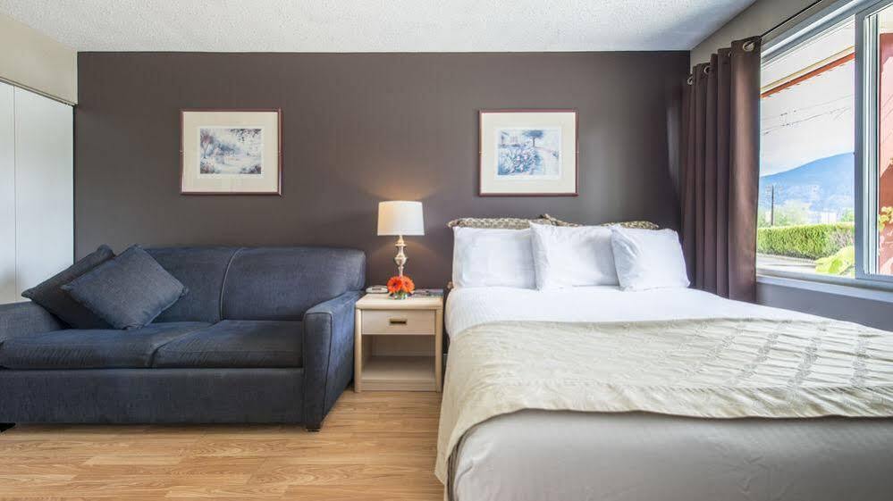 Maple Leaf Motel Inn Towne Osoyoos Exteriér fotografie