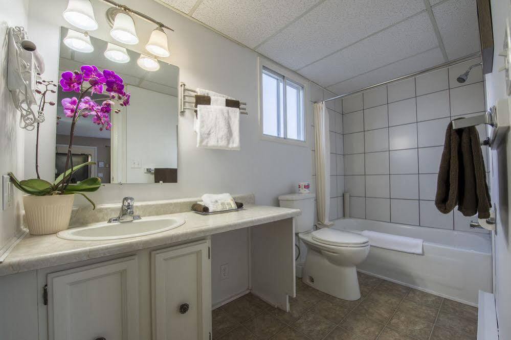 Maple Leaf Motel Inn Towne Osoyoos Exteriér fotografie